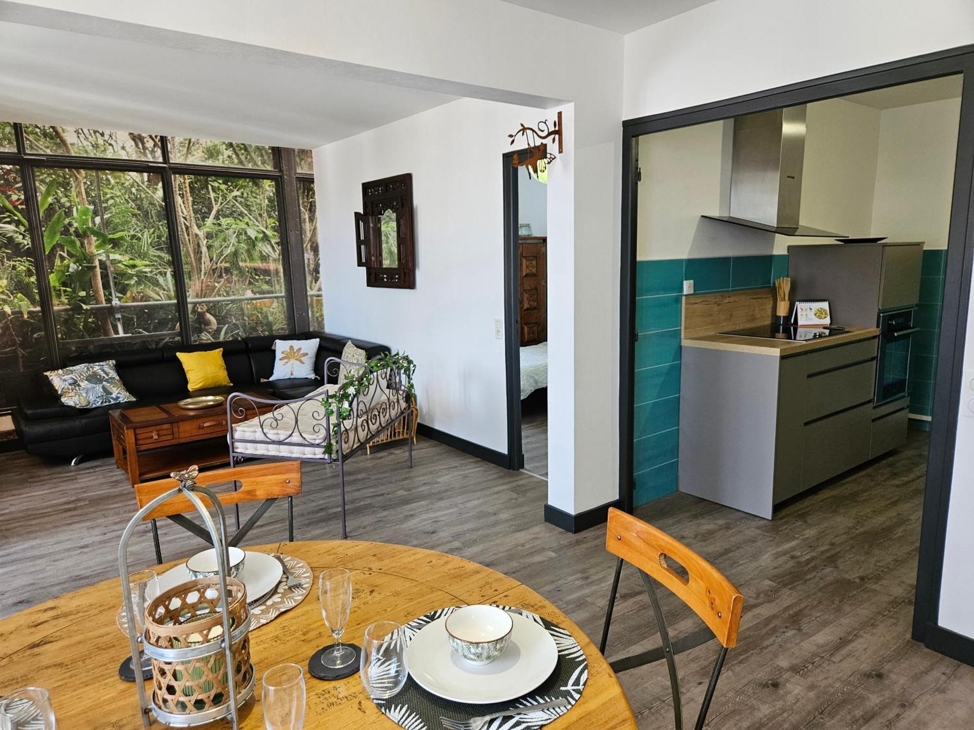 Appartement Le Jardin Imaginaire Champagnole Exteriör bild